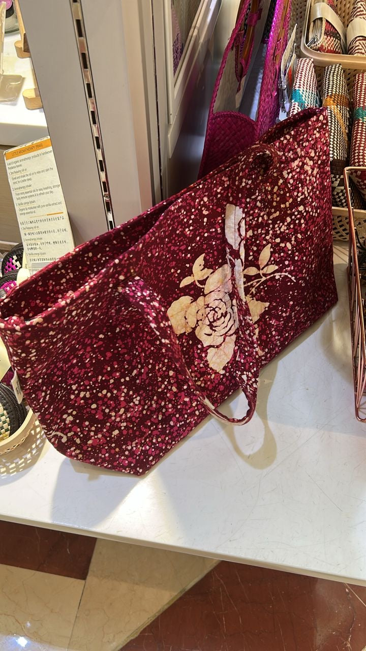iL Puro Batik Tote Bag