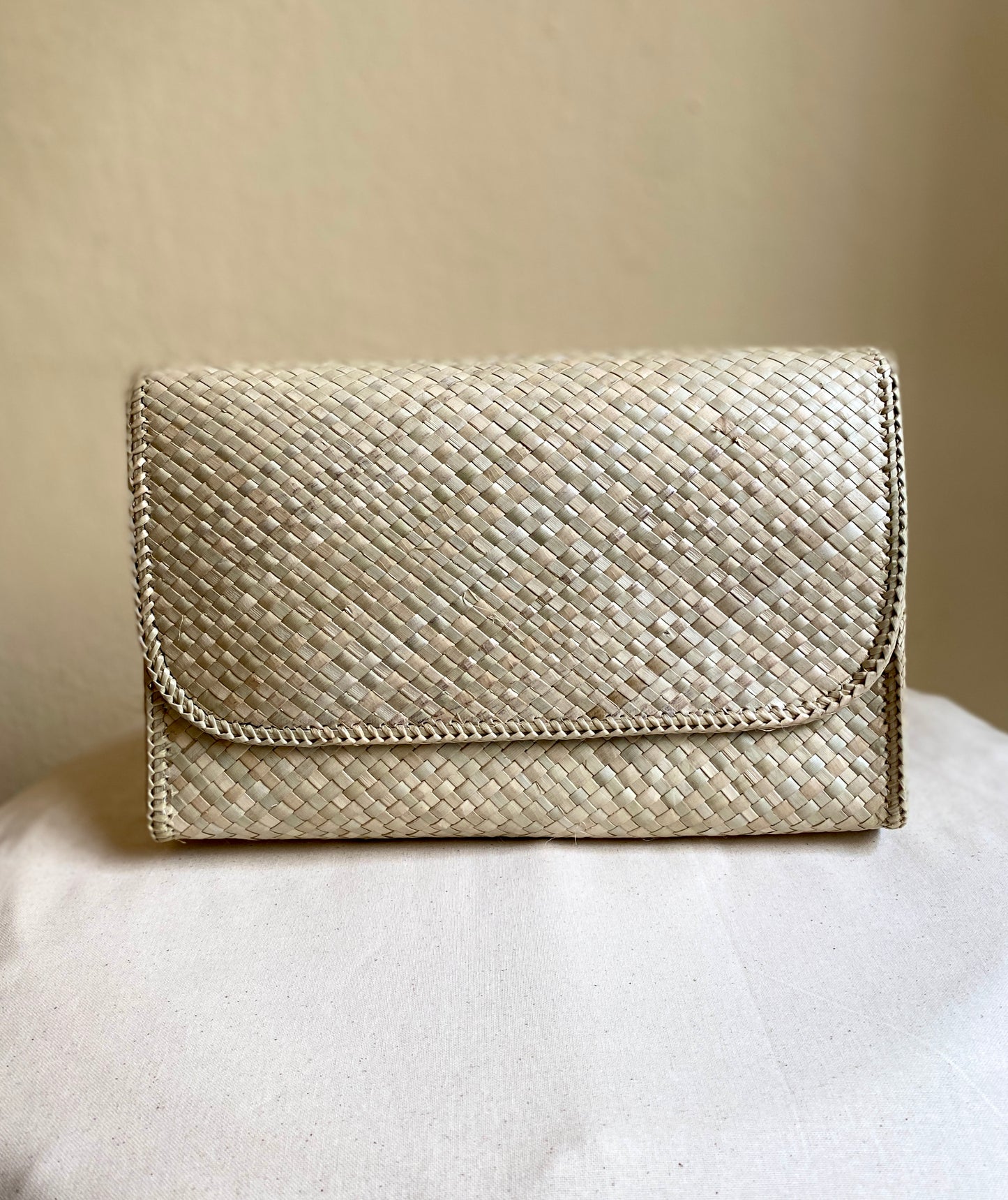 Melor Mengkuang Clutch