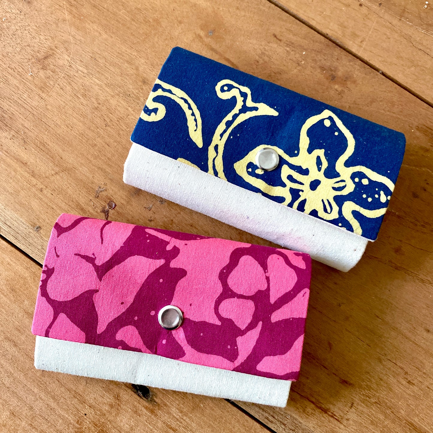 Essential oil roll on travel set