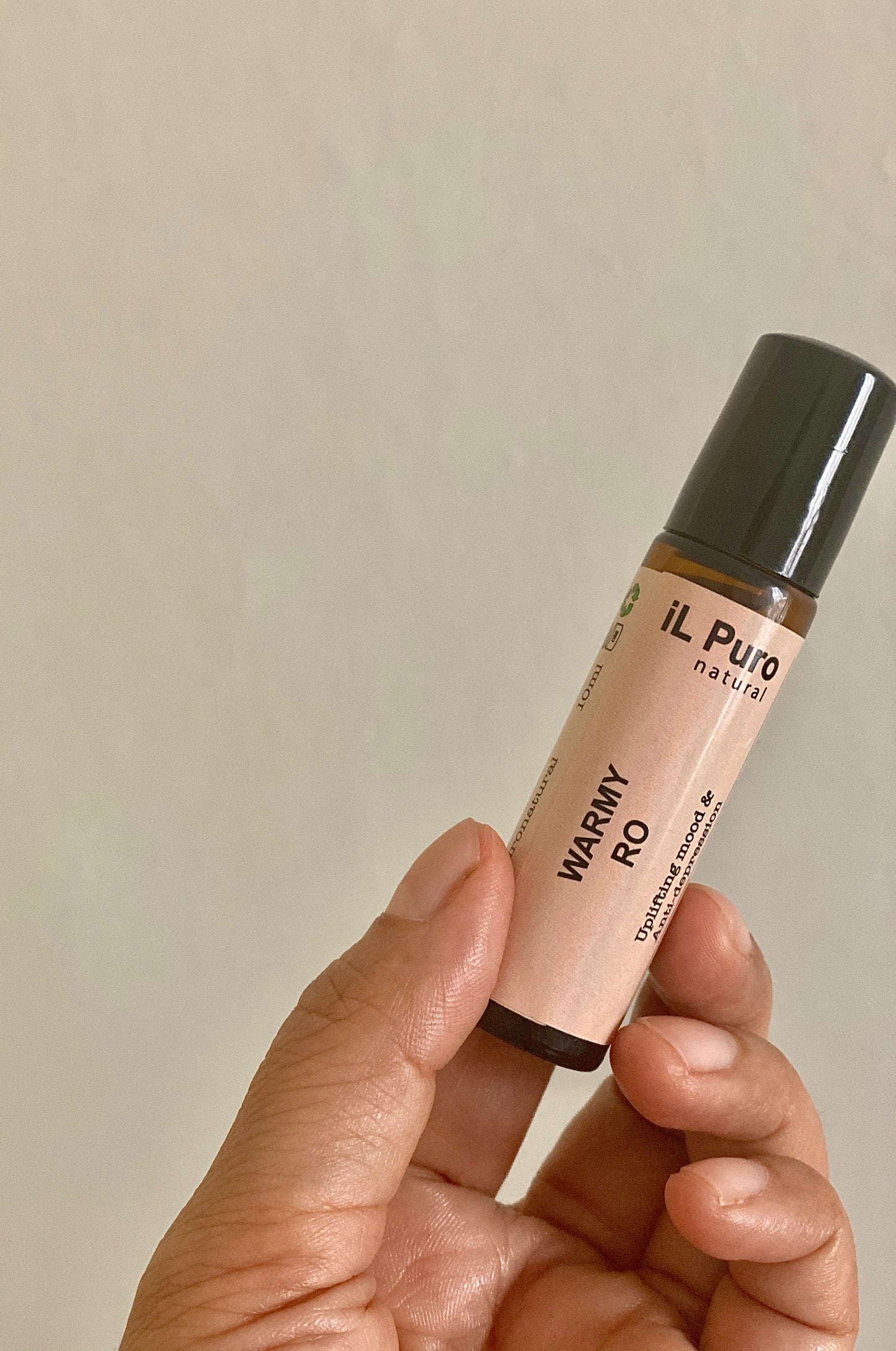 Warmy essential oil roll on