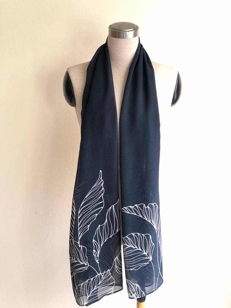 Batik scarf in Songket giftbox